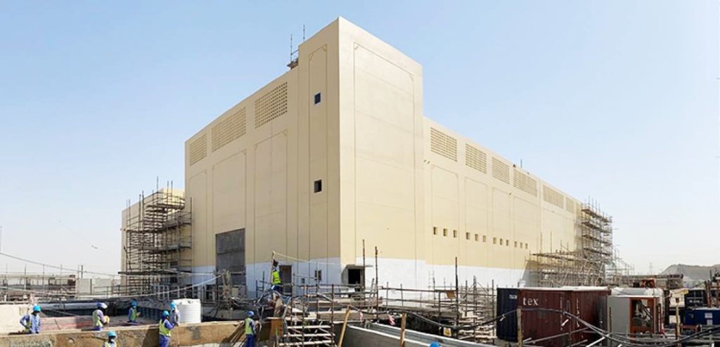 DEWA's tender for the DXBINTRL 400/132kV substation project has attracted bids from industry heavyweights