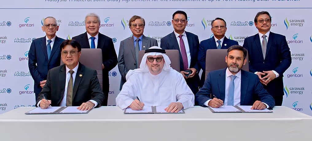 Masdar, Sarawak Energy, and Gentari explore large-scale floating solar project in Malaysia Masdar has partnered with Malaysia’s Sarawak Energy and clean energy solutions provider Gentari to explore a large-scale floating solar power project